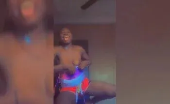 Ijeoma Flashing Her Boobs In Short Leak Video