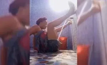 Watch This Babe Enjoying Tap Water On Pussy